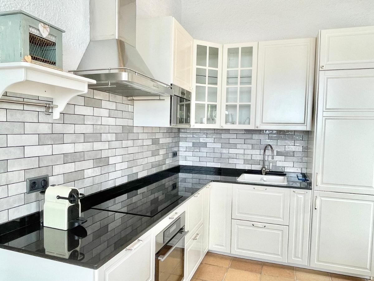 Villa Only Adults 2 Pax - Piscina Privada - A/C - Wifi - Bbq Blanes Exteriör bild